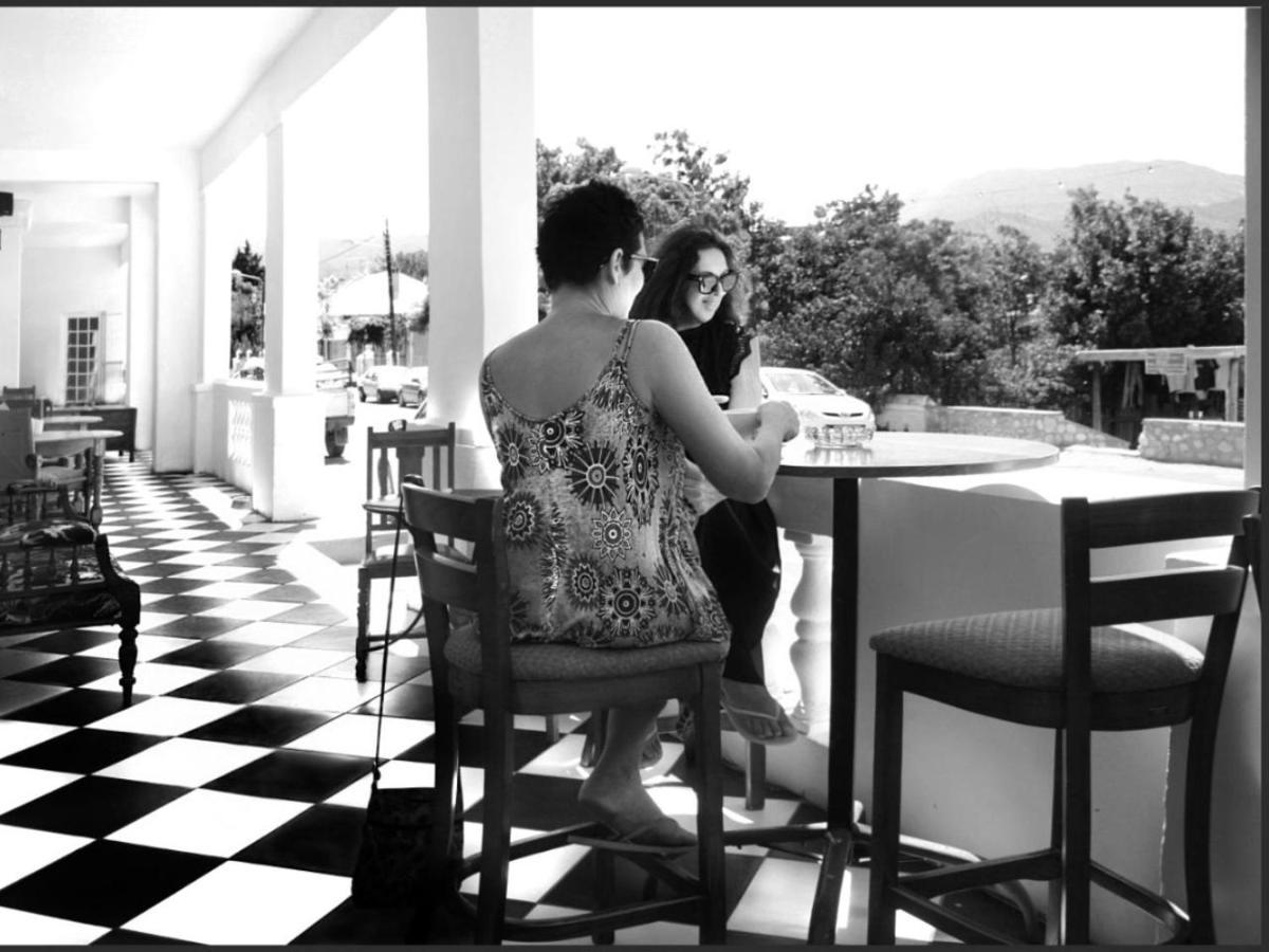 Karoo Art Hotel Barrydale Extérieur photo