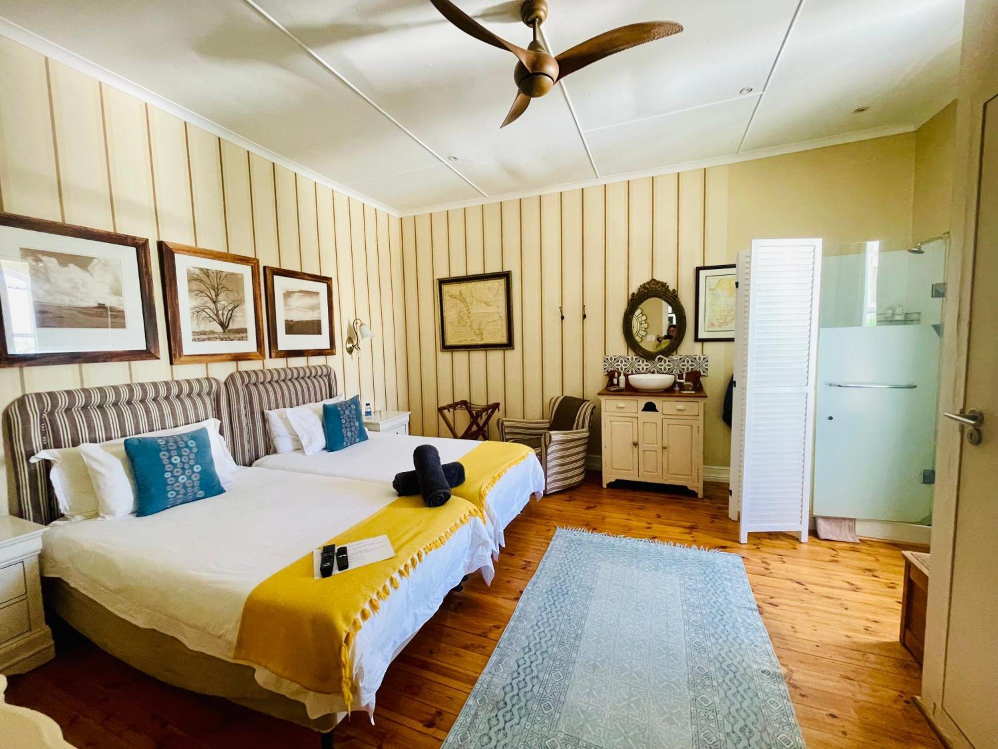 Karoo Art Hotel Barrydale Extérieur photo